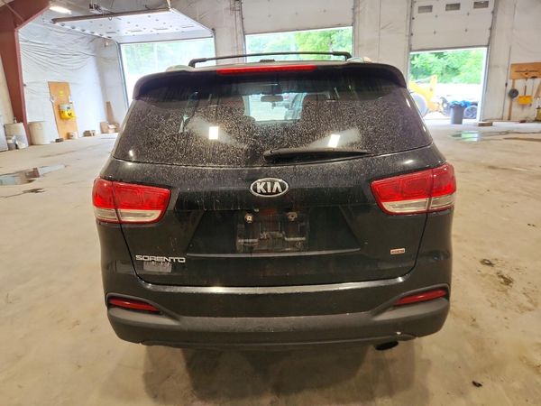 2016 KIA SORENTO L / LX