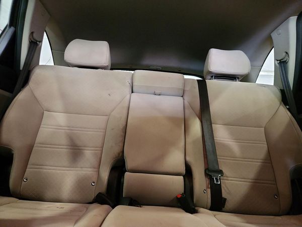 2016 KIA SORENTO L / LX
