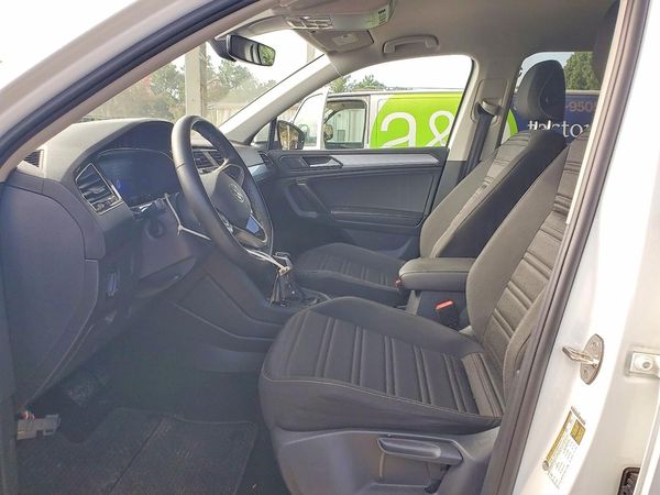 2023 VOLKSWAGEN TIGUAN S