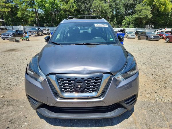 2018 NISSAN KICKS