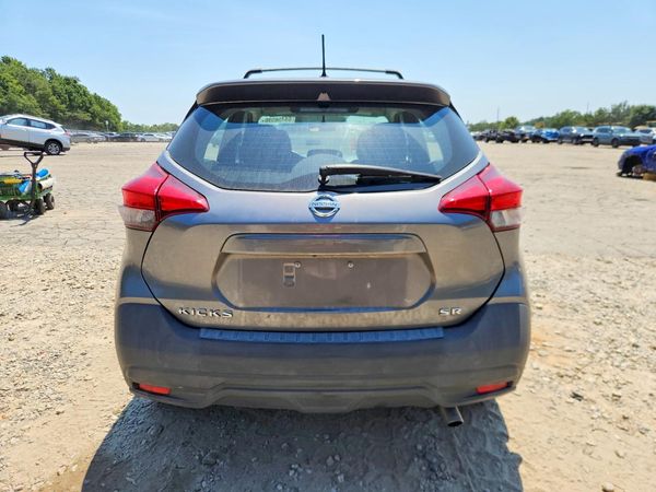 2018 NISSAN KICKS