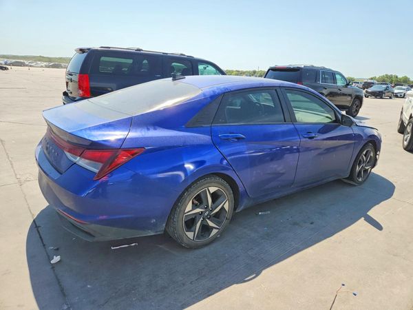 2023 HYUNDAI ELANTRA