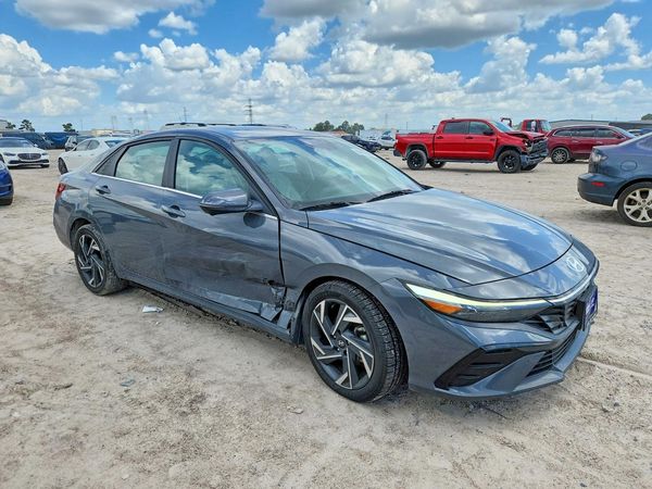 2024 HYUNDAI ELANTRA Limited
