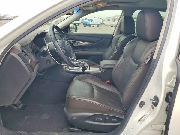 2016 INFINITI Q70L