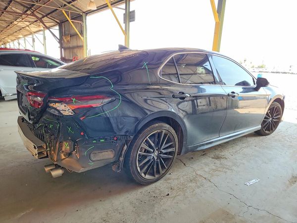 2024 TOYOTA CAMRY