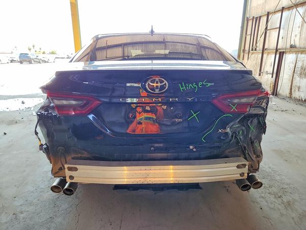 2024 TOYOTA CAMRY