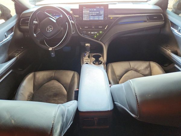 2024 TOYOTA CAMRY