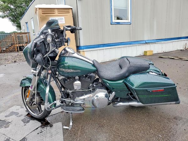 2015 HARLEY-DAVIDSON FLHXS