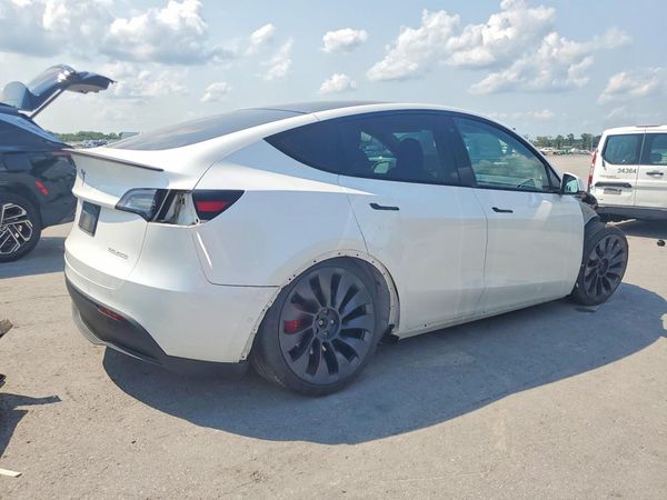 2020 TESLA MODEL Y