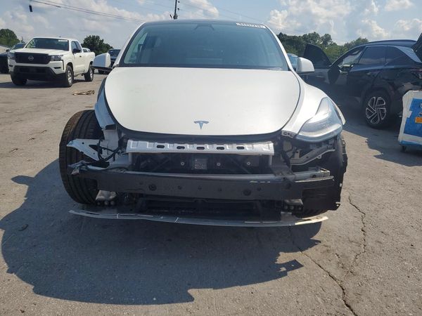 2020 TESLA MODEL Y