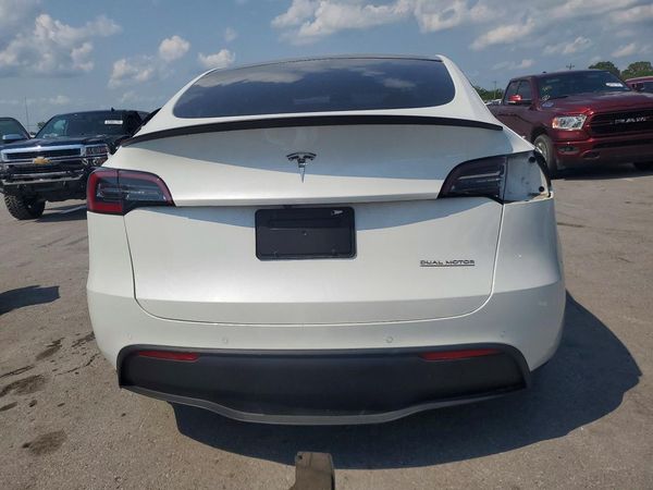 2020 TESLA MODEL Y