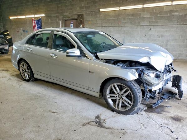 2013 MERCEDES-BENZ C