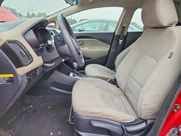 2015 KIA RIO GL - Middle-low
