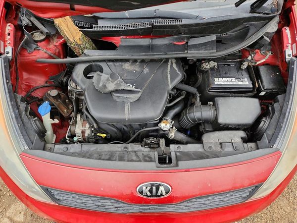 2015 KIA RIO GL - Middle-low