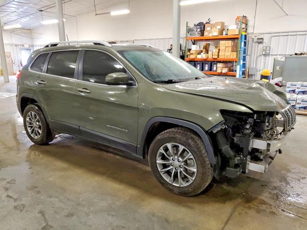 2019 JEEP CHEROKEE LATITUDE PLUS 4X4