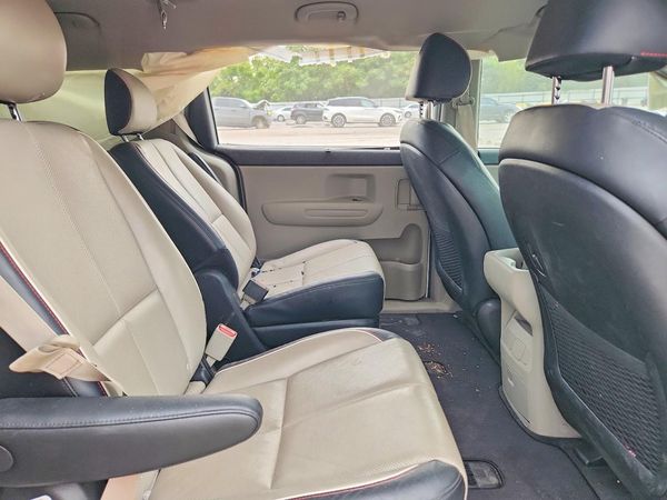 2019 KIA SEDONA LX/EX