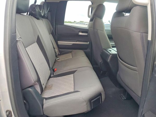 2014 TOYOTA TUNDRA SR5