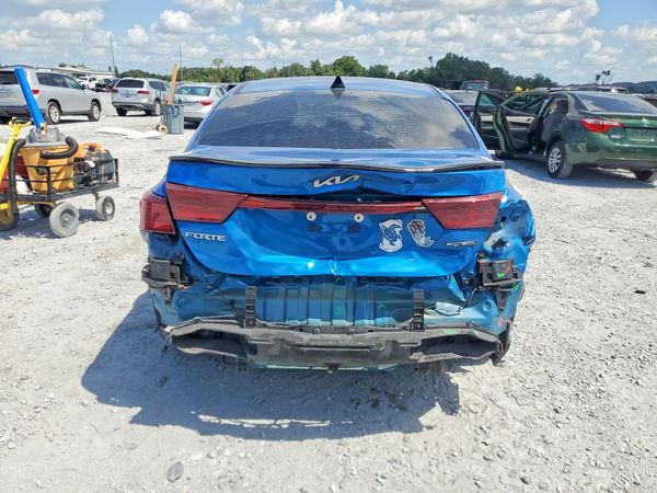 2022 KIA FORTE