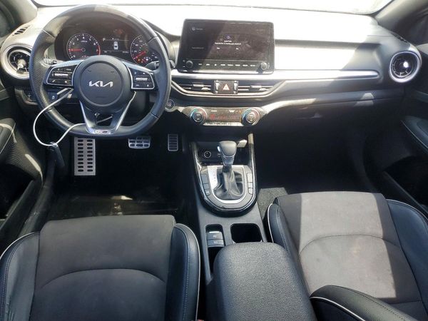2022 KIA FORTE