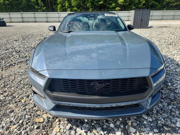 2026 FORD MUSTANG I4