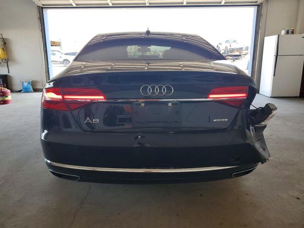 2015 AUDI A8