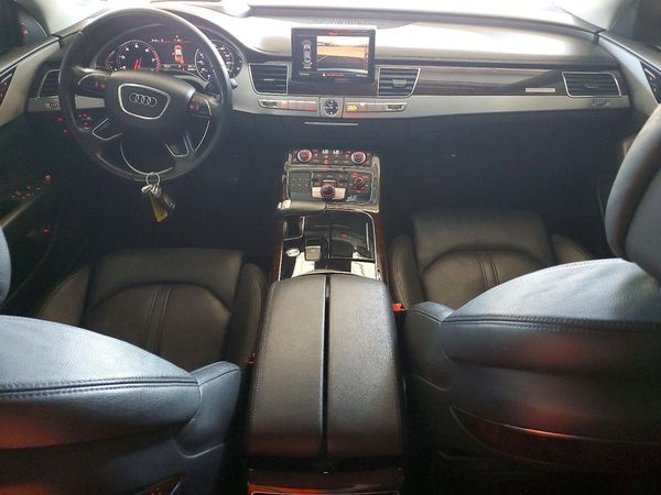 2015 AUDI A8
