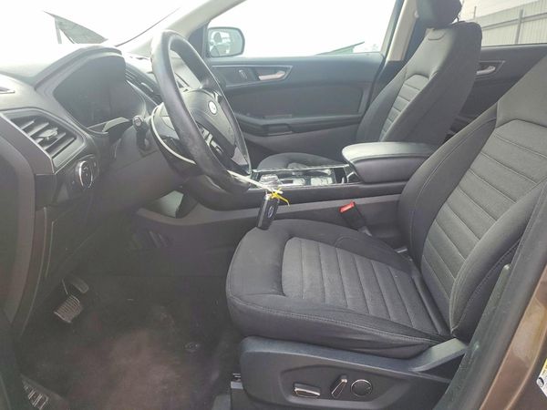 2019 FORD EDGE SE — DENT