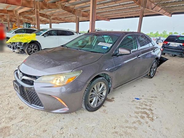 2015 TOYOTA CAMRY