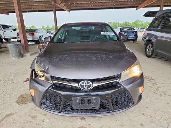 2015 TOYOTA CAMRY