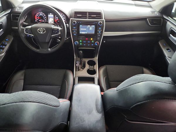 2015 TOYOTA CAMRY