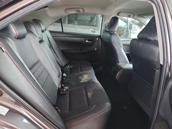 2015 TOYOTA CAMRY