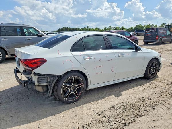 2020 MERCEDES-BENZ A A220-4M