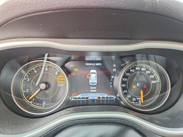 2017 JEEP CHEROKEE TRAILHAWK 4X4