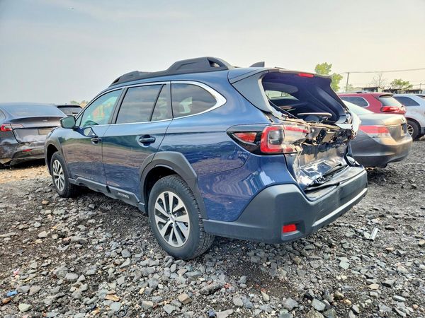 2024 SUBARU OUTBACK Premium