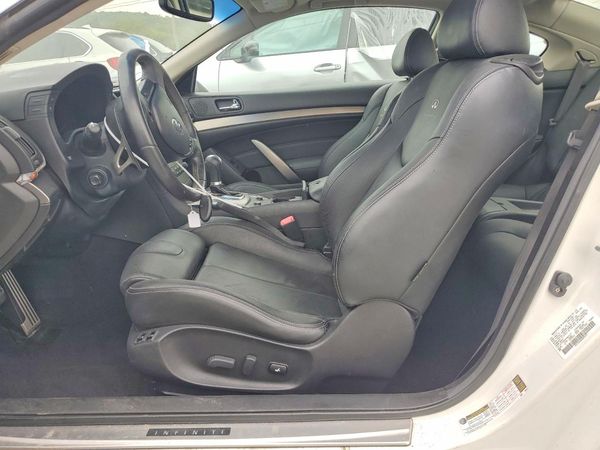 2012 INFINITI G37