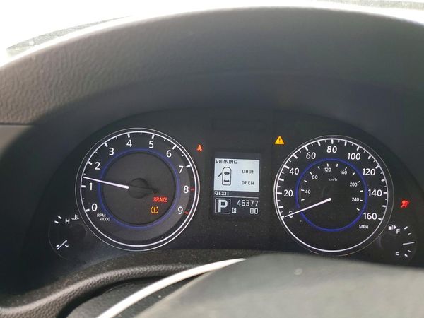 2012 INFINITI G37