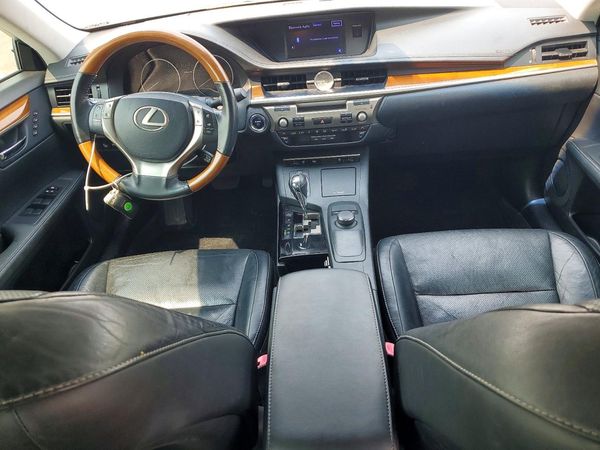 2014 LEXUS ES 300h