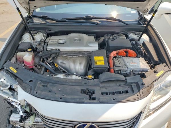 2014 LEXUS ES 300h