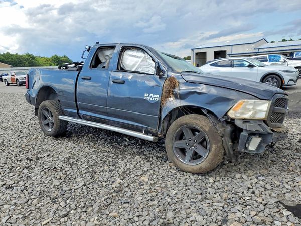 2014 RAM 1500 ST — Passenger 3/4