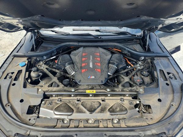 2023 BMW ALL OTHER — Engine bay