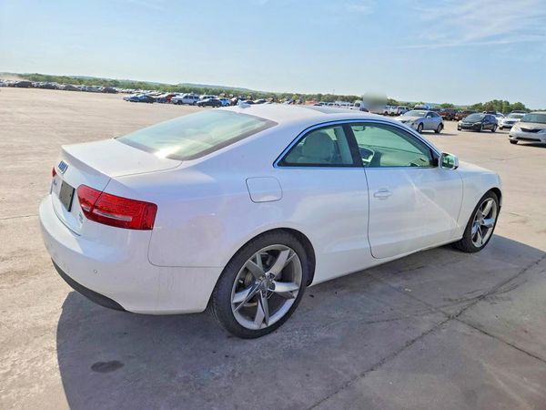 2012 AUDI A5 quattro Premium Plus