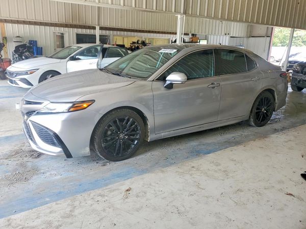 2023 TOYOTA CAMRY XSE — Front 3/4