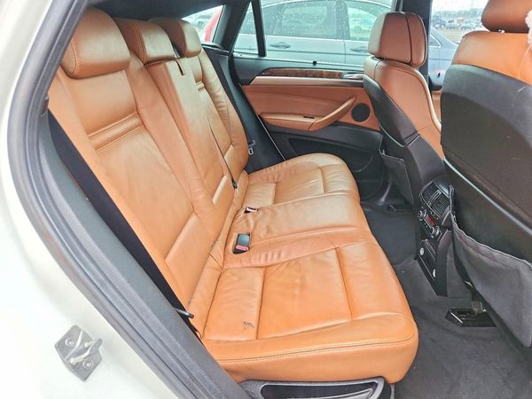2012 BMW X6 xDrive35i