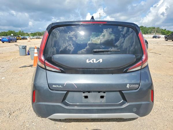 2023 KIA SOUL LX, S