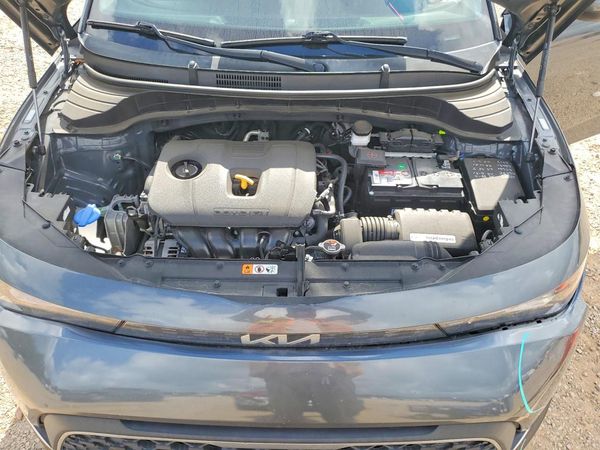 2023 KIA SOUL LX, S