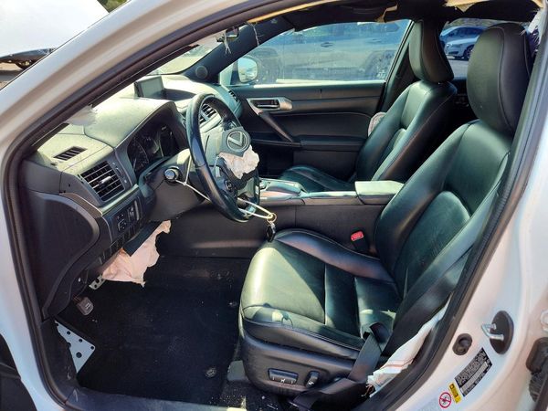 2015 LEXUS CT 200h