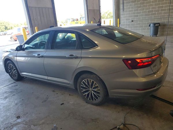 2021 VOLKSWAGEN JETTA S / SE / R-Line