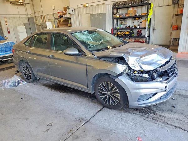 2021 VOLKSWAGEN JETTA S / SE / R-Line