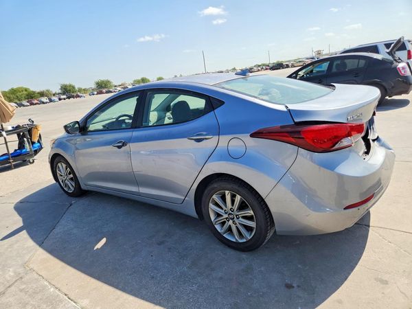 2016 HYUNDAI ELANTRA