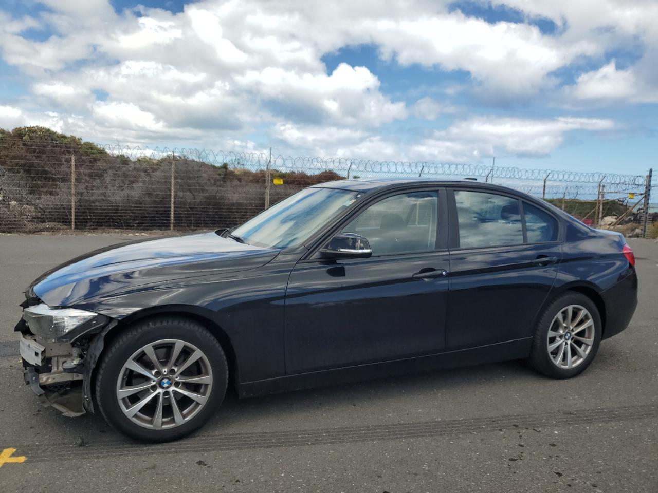 2017 BMW 320